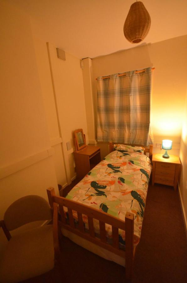 Хостел Hull Trinity Backpackers Кингстон-апон-Халл Экстерьер фото